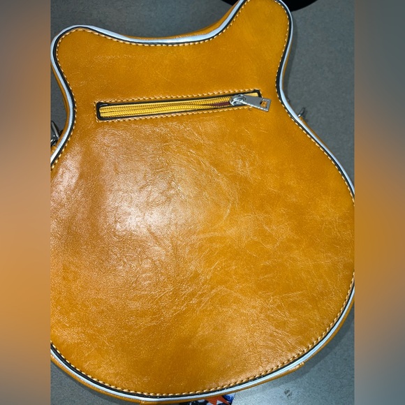 Guitar 🎸 cross body leather purse - Picture 5 of 11